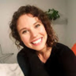 Meet your Posher, Carly